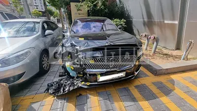 Photo 1 of 26: 2018 Lincoln Ford Continental 3.0 AWD, VIN 1LN6L9BC3J5617681 — Korean insurance auction