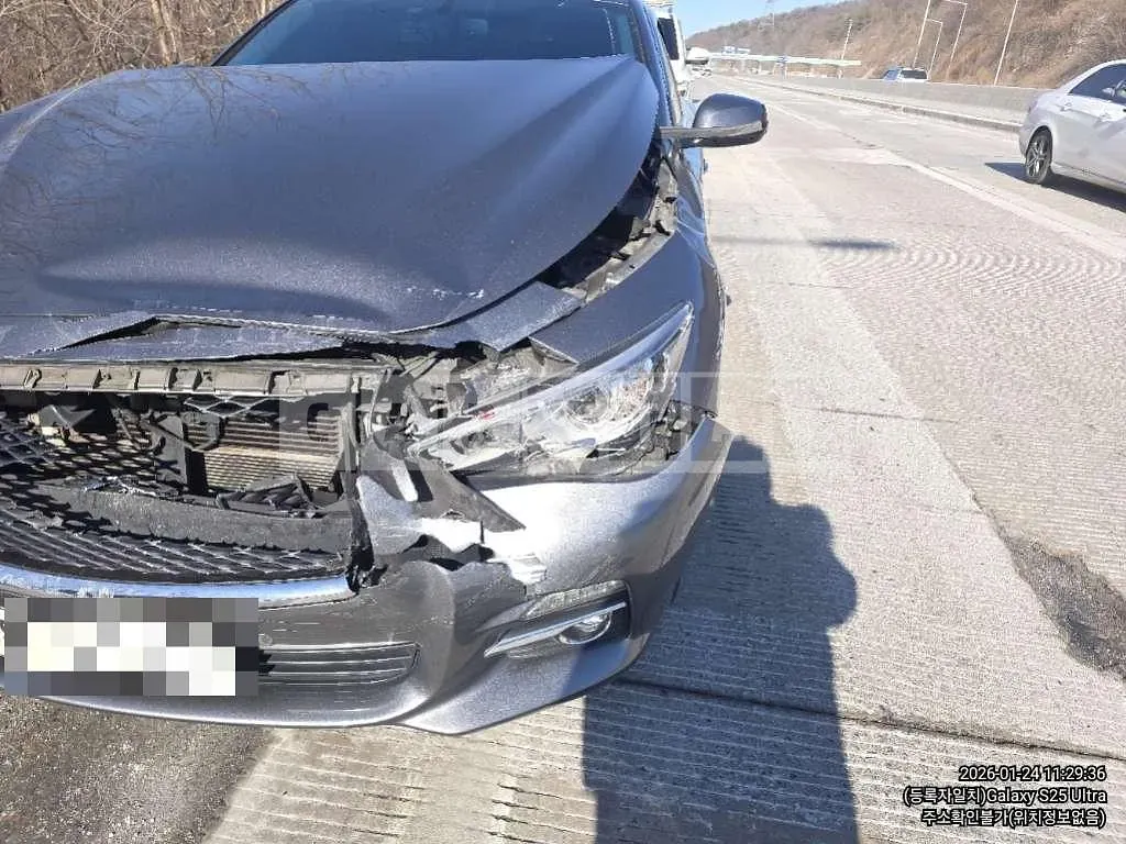 Photo 2 of 23: 2015 Infiniti Q50 2.2d — Korean insurance auction