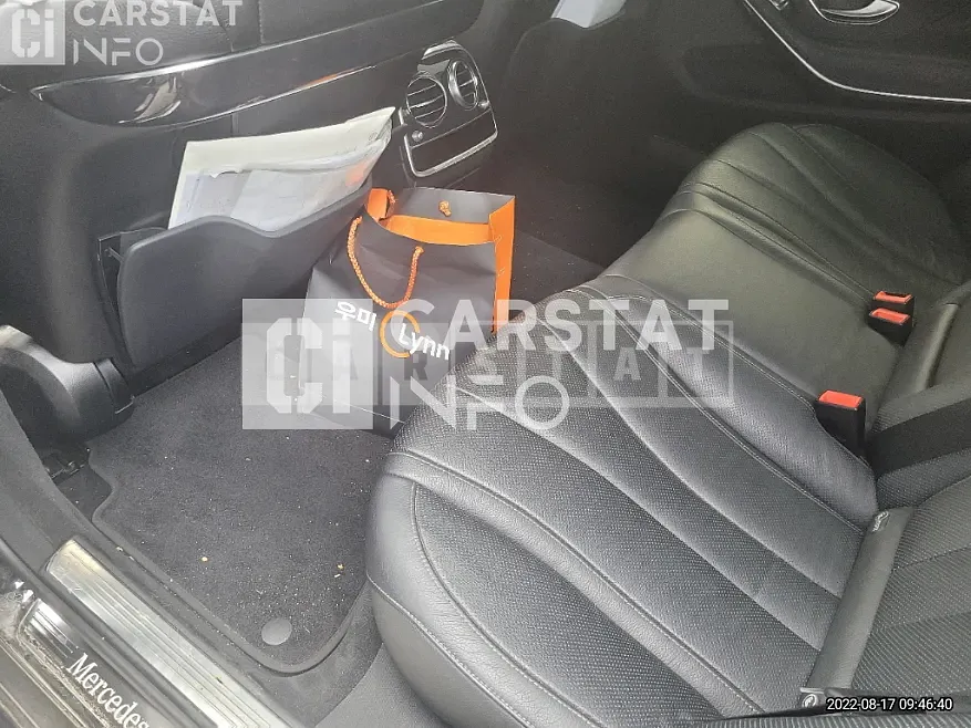 Photo 2 of 8: 2019 Mercedes-Benz S350 L, VIN WDDUG5FB6KA491910 — Korean insurance auction