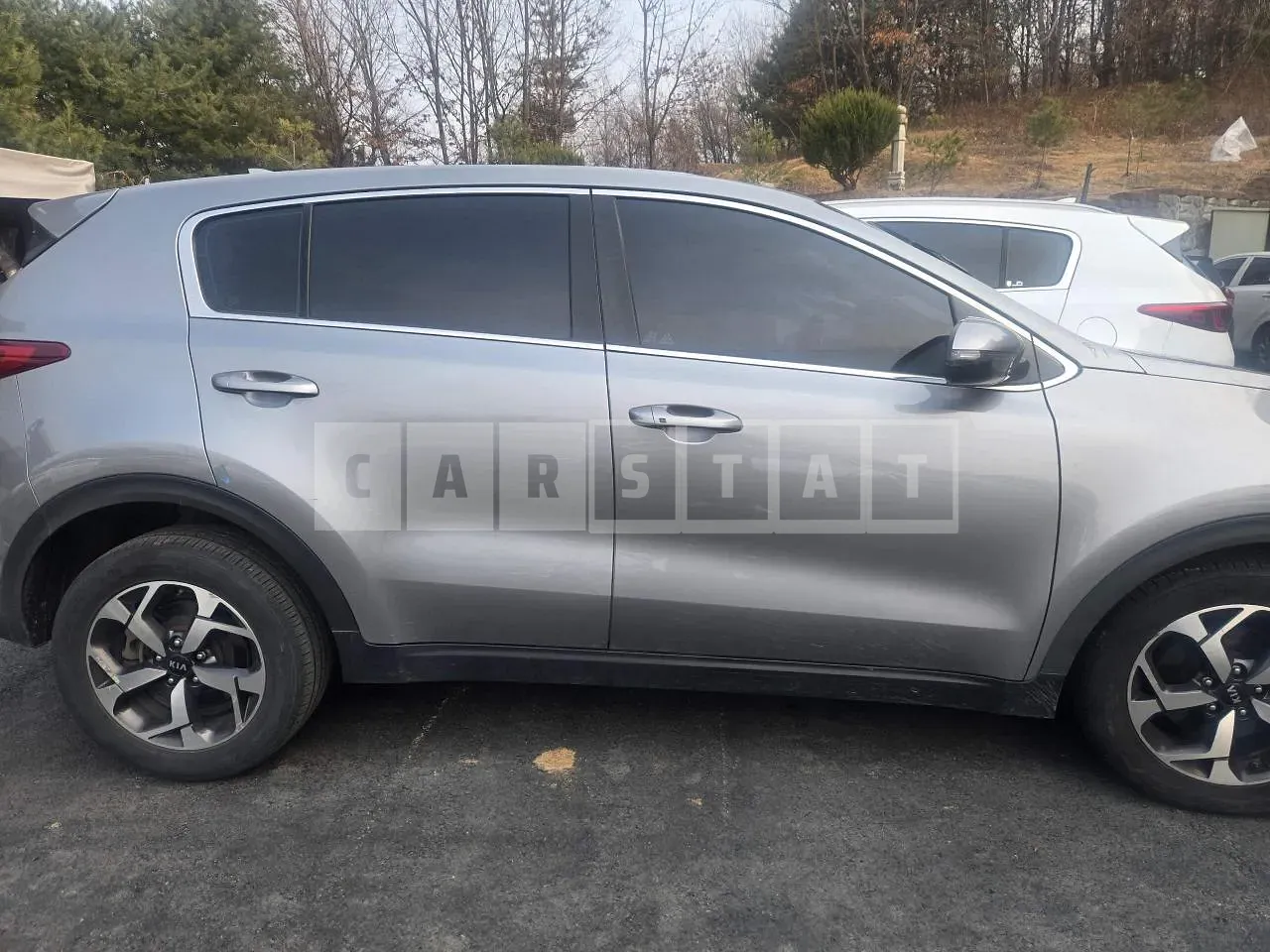 Photo 2 of 17: 2018 Kia Sportage, VIN KNAPM813BKK562709 — Korean insurance auction