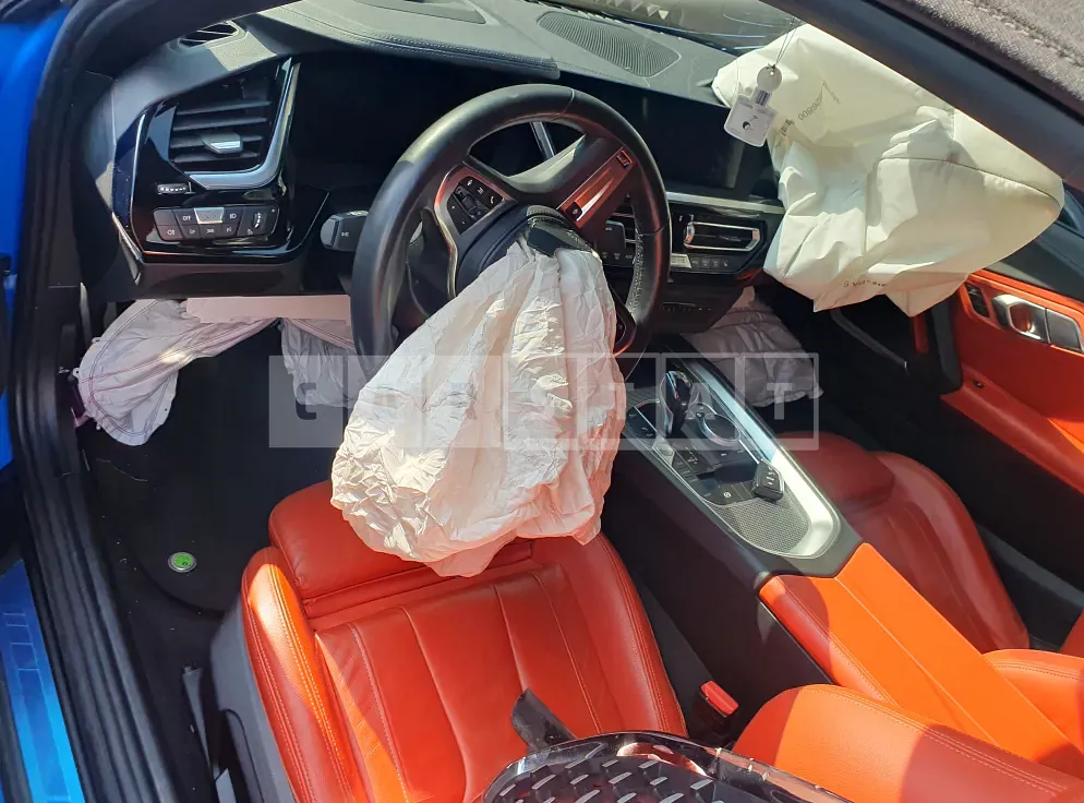 Photo 2 of 6: 2020 BMW Z4 sDrive20i M Sport Packa, VIN WBAHF7100LWW59753 — Korean insurance auction
