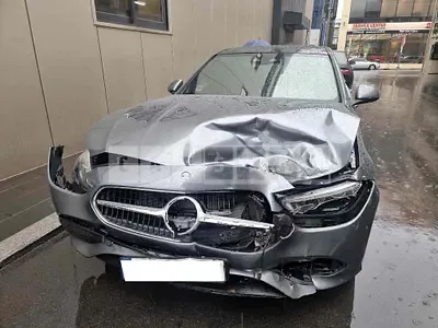 Photo 1 of 27: 2022 Mercedes-Benz C200, VIN W1KAF5ABXPR073436 — Korean insurance auction