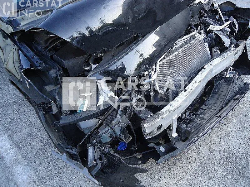 Photo 2 of 18: 2017 Hyundai Ionic Electric, VIN KMHC051HFJU021351 — Korean insurance auction
