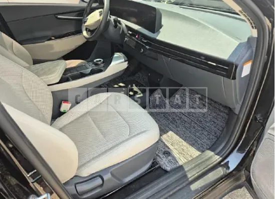 Photo 2 of 7: 2022 Kia EV6 — Korean insurance auction