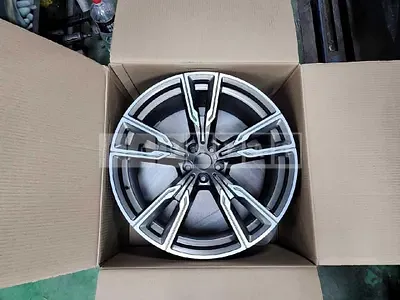 Photo 1 of 3: 2023 BMW (parts) X6 M50i Wheels — Korean insurance auction
