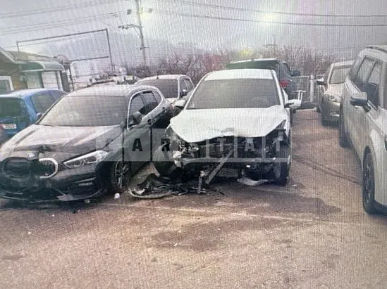 Photo 2 of 3: 2019 Hyundai Kona, VIN KMHK4815GKU381647 — Korean insurance auction