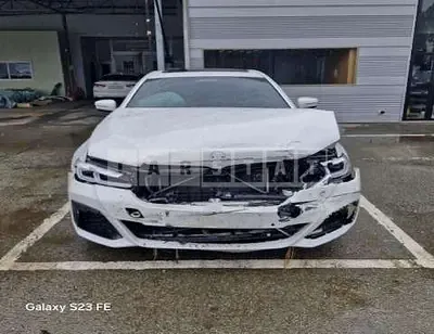 Photo 1 of 39: 2022 BMW 520i — Korean insurance auction