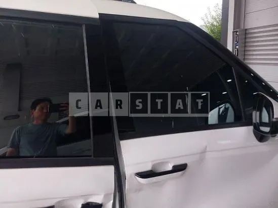 Photo 2 of 27: 2025 Kia Carnival — Korean insurance auction