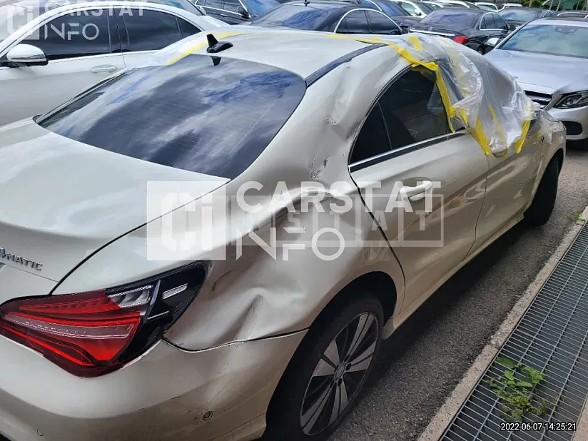 Photo 2 of 23: 2017 Mercedes-Benz CLA250 4Matic, VIN WDDSJ4GB5HN448467 — Korean insurance auction