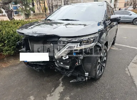 Photo 2 of 25: 2021 Kia Carnival — Korean insurance auction