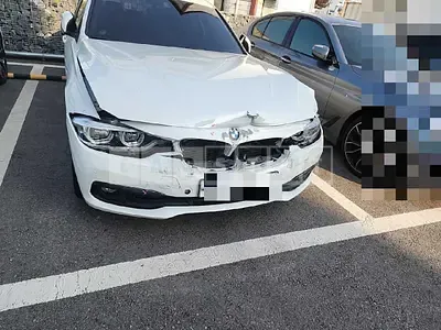 Photo 1 of 10: 2015 BMW 320d, VIN WBA8C5103GK636106 — Korean insurance auction