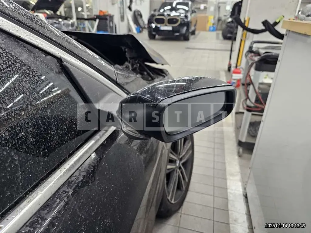 Photo 2 of 16: 2022 BMW 120i — Korean insurance auction