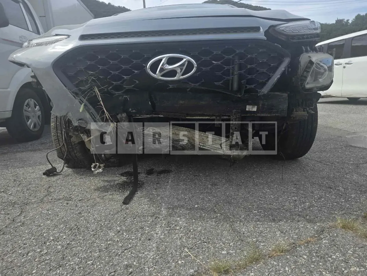 Photo 2 of 17: 2019 Hyundai Kona, VIN KMHK4815GKU346997 — Korean insurance auction