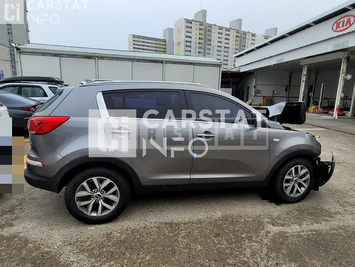 Photo 2 of 9: 2015 Kia Sportage, VIN KNAPB813BGK859109 — Korean insurance auction