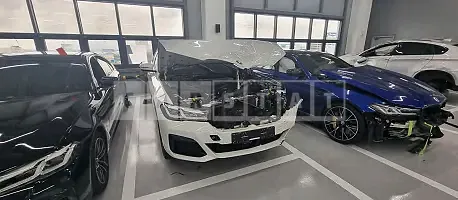 Photo 2 of 31: 2021 BMW 530e, VIN WBA51AG08MCF53790 — Korean insurance auction