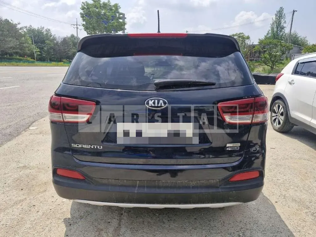 Photo 2 of 14: 2016 Kia Sorento 4WD — Korean insurance auction