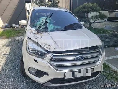 Photo 1 of 31: 2017 Ford Kuga 2.0 AWD — Korean insurance auction