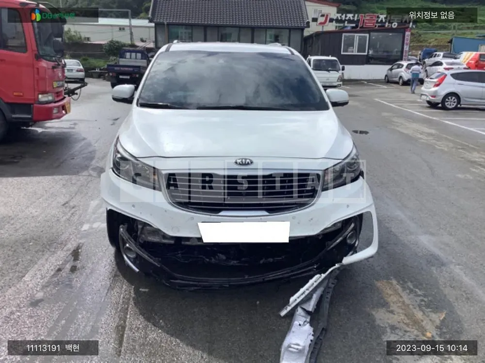 Photo 2 of 9: 2015 Kia Carnival, VIN KNAME81ABGS155475 — Korean insurance auction