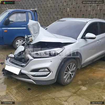 Photo 1 of 12: 2016 Hyundai Tucson, VIN KMHJ381ADHU354457 — Korean insurance auction