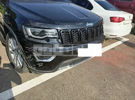 Photo 2 of 25: 2017 Jeep Grand Cherokee — Korean insurance auction