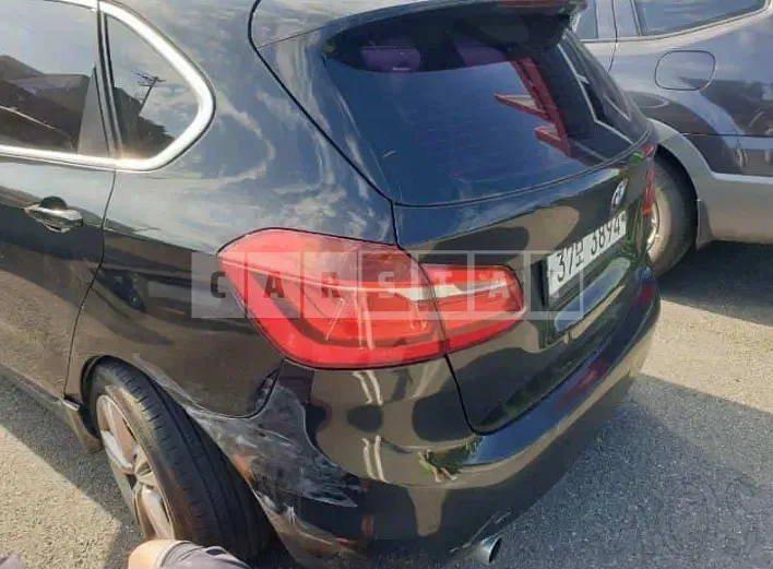 Photo 2 of 9: 2015 BMW Active Tourer, VIN WBA2C1107FV340890 — Korean insurance auction