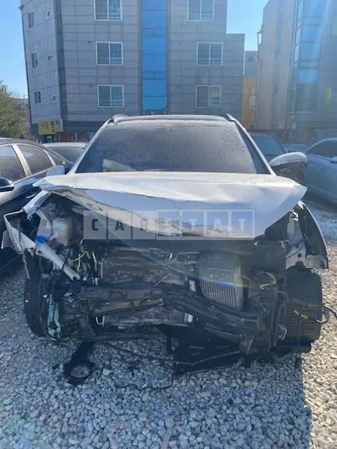 Photo 2 of 5: 2015 Hyundai Santa Fe, VIN KMHSW81UBFU512614 — Korean insurance auction