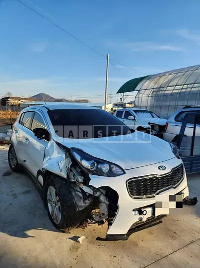 Photo 1 of 13: 2017 Kia Sportage 2.0 — Korean insurance auction