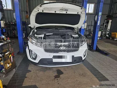 Photo 1 of 13: 2015 Kia Sorento — Korean insurance auction