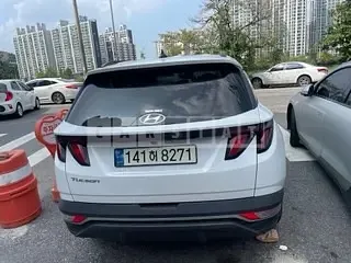 Photo 2 of 13: 2022 Hyundai Tucson — Korean insurance auction