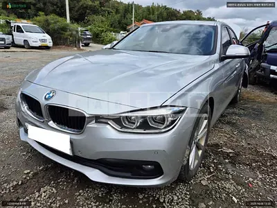 Photo 1 of 21: 2016 BMW 320d, VIN WBA8C5108GK638899 — Korean insurance auction