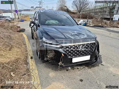 Photo 1 of 14: 2018 Hyundai Santa Fe, VIN KMHS581CBKU110179 — Korean insurance auction