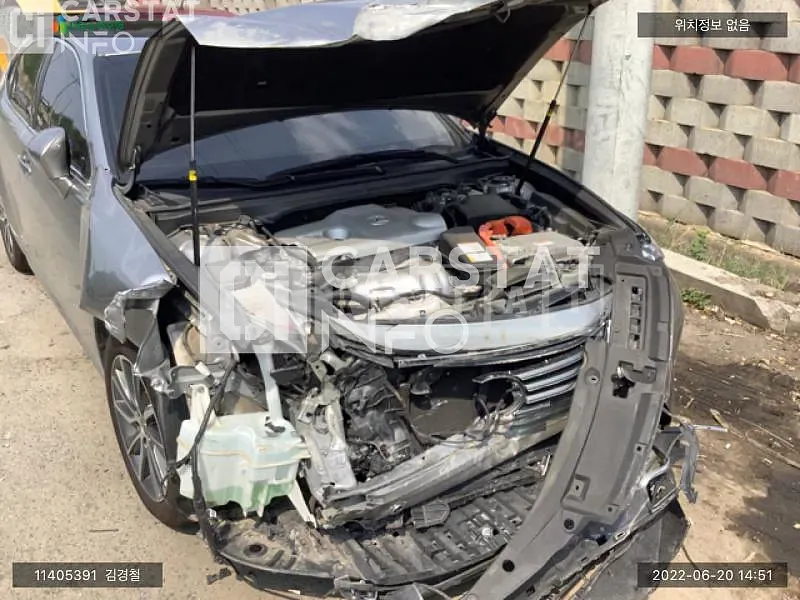 Photo 2 of 15: 2017 Lexus ES300h, VIN JTHBW1GG2H2160377 — Korean insurance auction