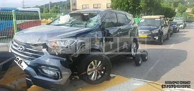 Photo 1 of 16: 2018 Hyundai Santa Fe, VIN KMHSW81UDJU784736 — Korean insurance auction