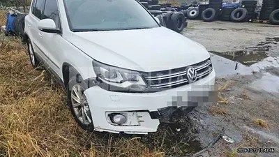 Photo 1 of 9: 2015 Volkswagen Tiguan 2.0 TDI Blue Motion — Korean insurance auction