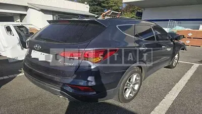 Photo 1 of 13: 2016 Hyundai Santa Fe DM — Korean insurance auction