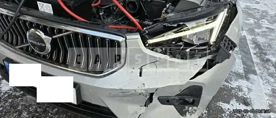 Photo 2 of 50: 2023 Volvo XC40 B4 AWD — Korean insurance auction