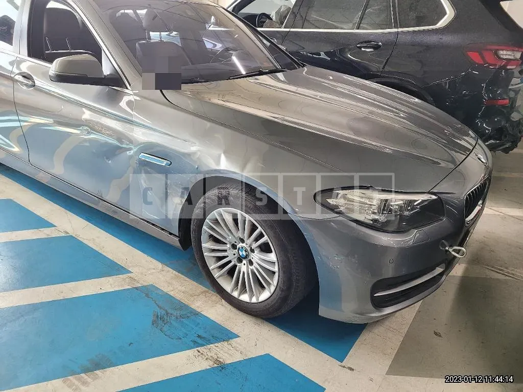 Photo 2 of 5: 2014 BMW 520d, VIN WBA5E5100FG055094 — Korean insurance auction