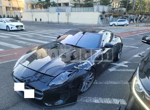 Photo 2 of 50: 2019 Jaguar F-Type P300 Coupe, VIN SAJDB1BXXKCK58721 — Korean insurance auction