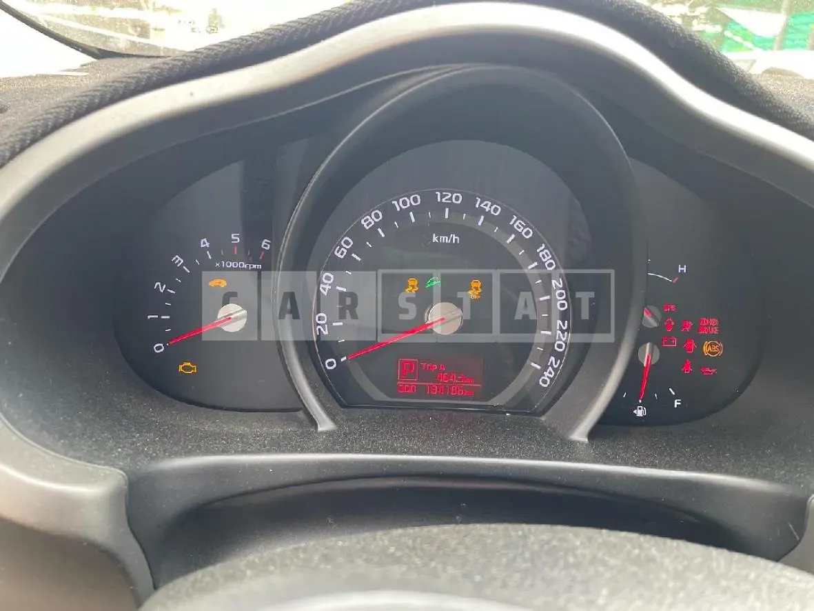 Photo 2 of 28: 2014 Kia Sportage R — Korean insurance auction
