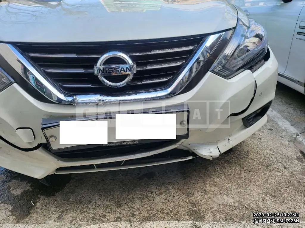 Photo 2 of 8: 2017 Nissan Altima 2.5, VIN 1N4AL3AP4HC105360 — Korean insurance auction