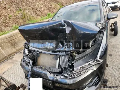 Photo 1 of 3: 2021 Kia K5 — Korean insurance auction