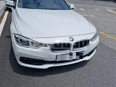 Photo 1 of 10: 2015 BMW 320d, VIN WBA8C5104GK633635 — Korean insurance auction