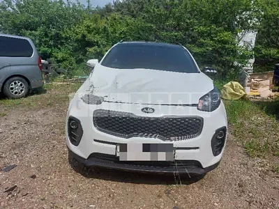 Photo 1 of 24: 2017 Kia Sportage 1.7, VIN KNAP6815GJK410569 — Korean insurance auction
