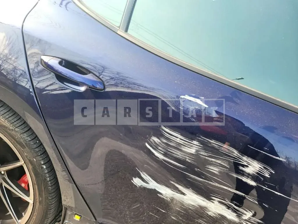 Photo 2 of 17: 2018 Kia Stinger, VIN KNAE751CBJS001065 — Korean insurance auction