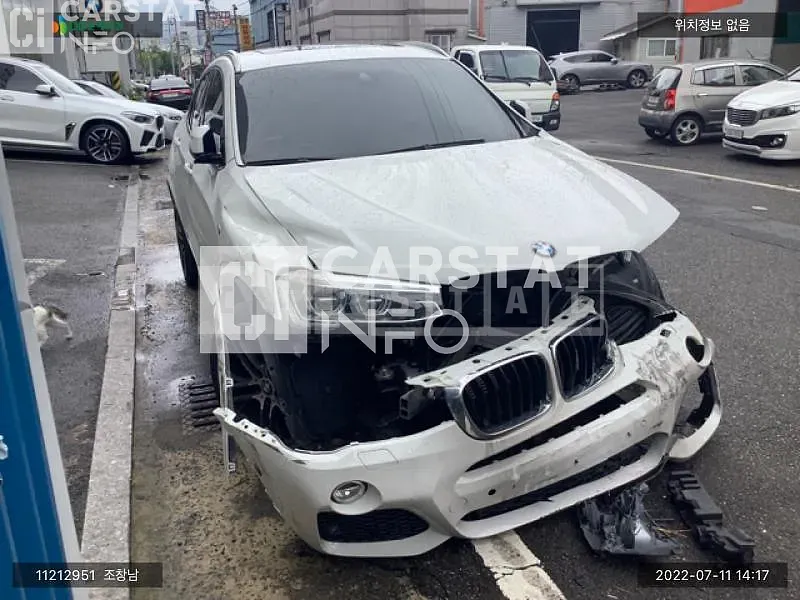 Photo 2 of 19: 2018 BMW X4 xDrive 20d, VIN WBAXX1102J0Y53805 — Korean insurance auction