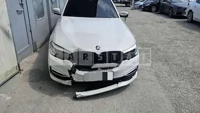Photo 1 of 21: 2018 BMW 520i — Korean insurance auction