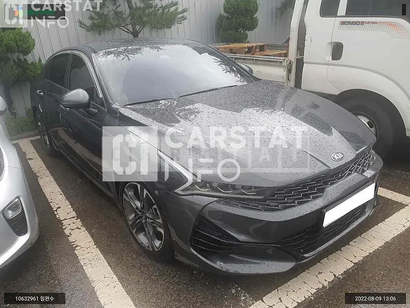 Photo 2 of 13: 2020 Kia K5, VIN KNAG641BBLA029522 — Korean insurance auction