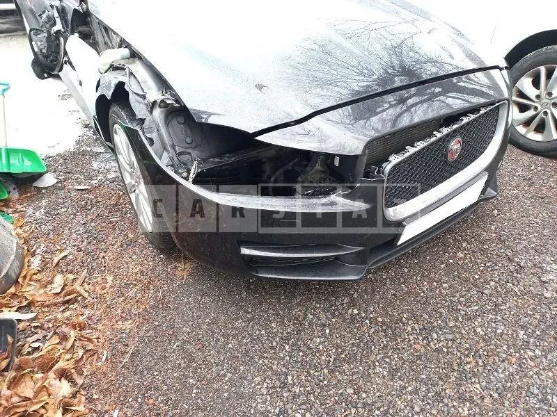 Photo 2 of 45: 2015 Jaguar XE 2.0d, VIN SAJAB4BN7GA926335 — Korean insurance auction