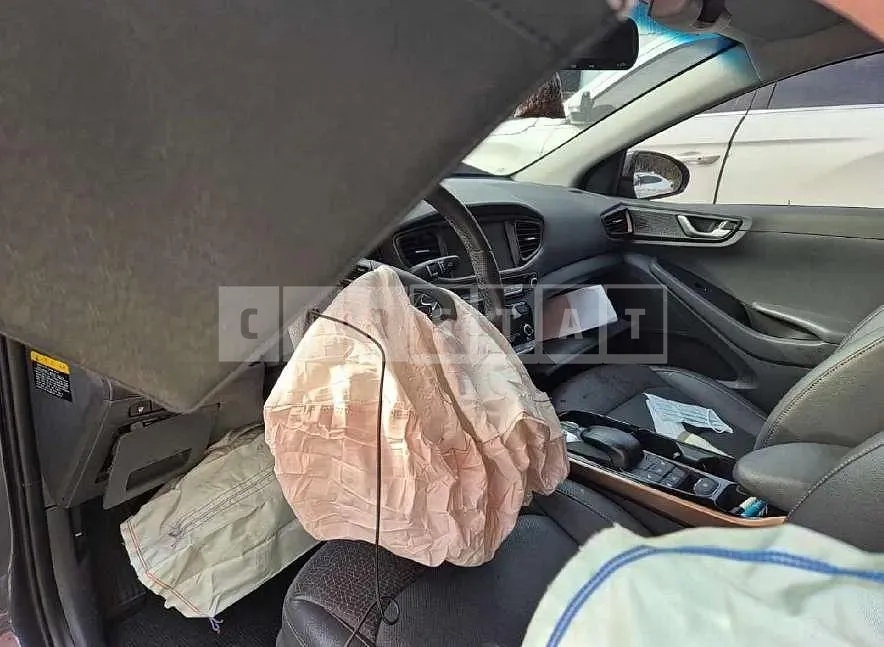 Photo 2 of 9: 2019 Hyundai IONIQ Electric Car — Korean insurance auction