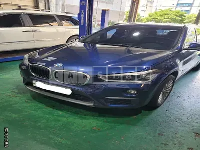 Photo 1 of 40: 2017 BMW X1 xDrive 18d, VIN WBAHT9105H5J08333 — Korean insurance auction